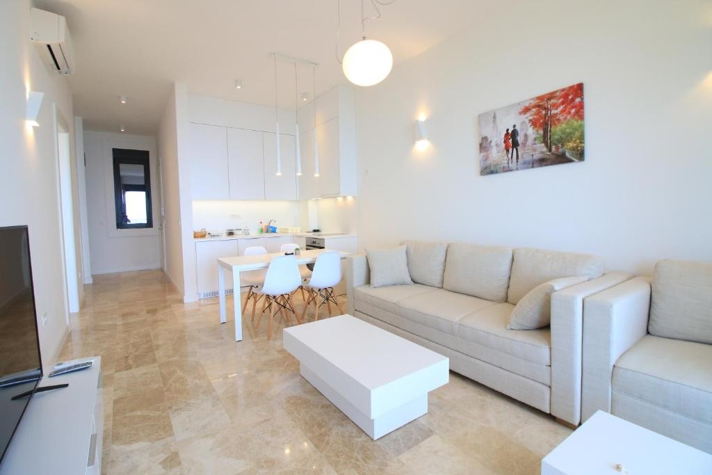 Maiden Seafront Apartments Deluxe in Budva Overlooking the Sea for rent