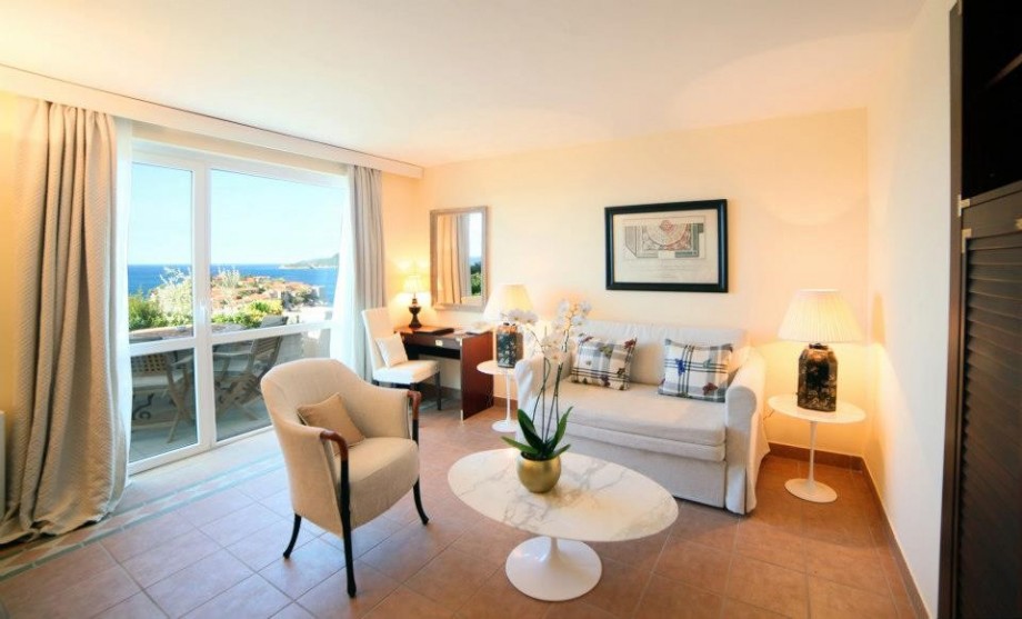 Beachfront Villa Budva