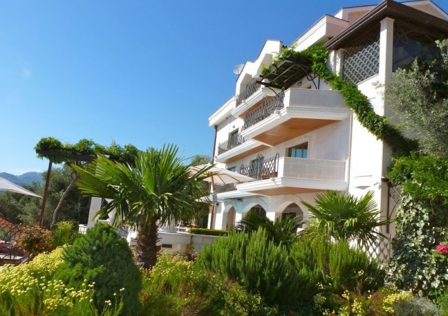 Luxury Villa Budva