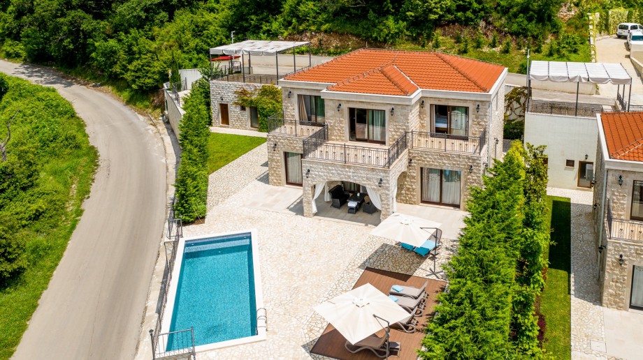 Oak Leaf Residences Villa 1