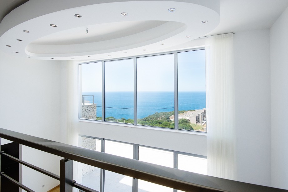 Villa with sea view in Montenegro