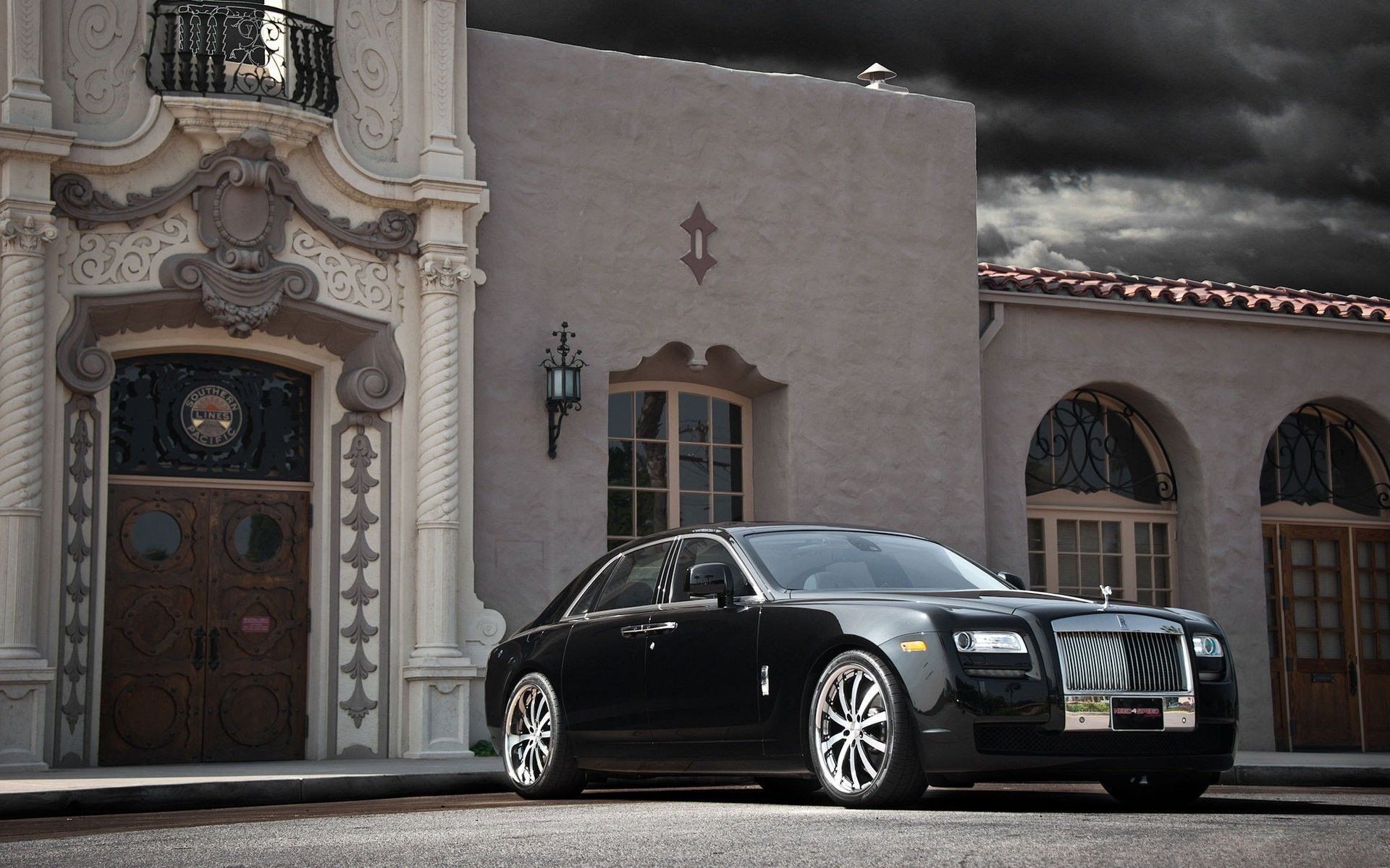 Luxury Car