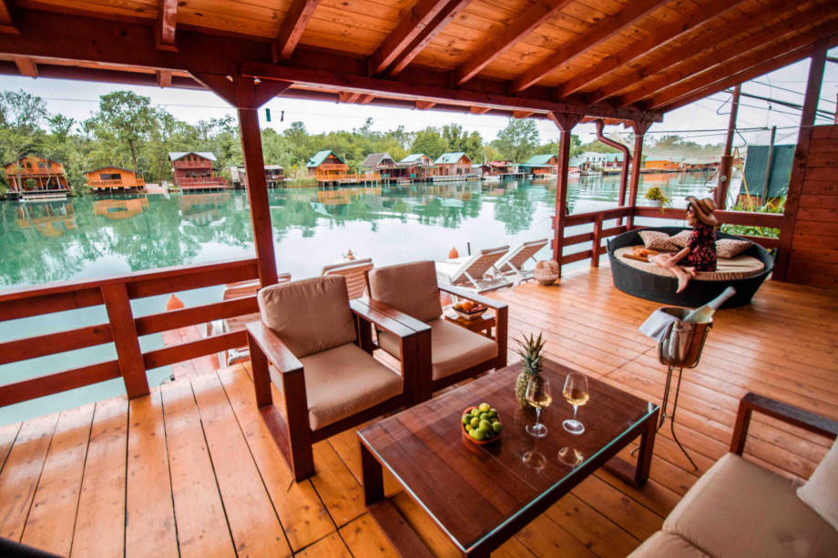 Luxury apartments with sea view