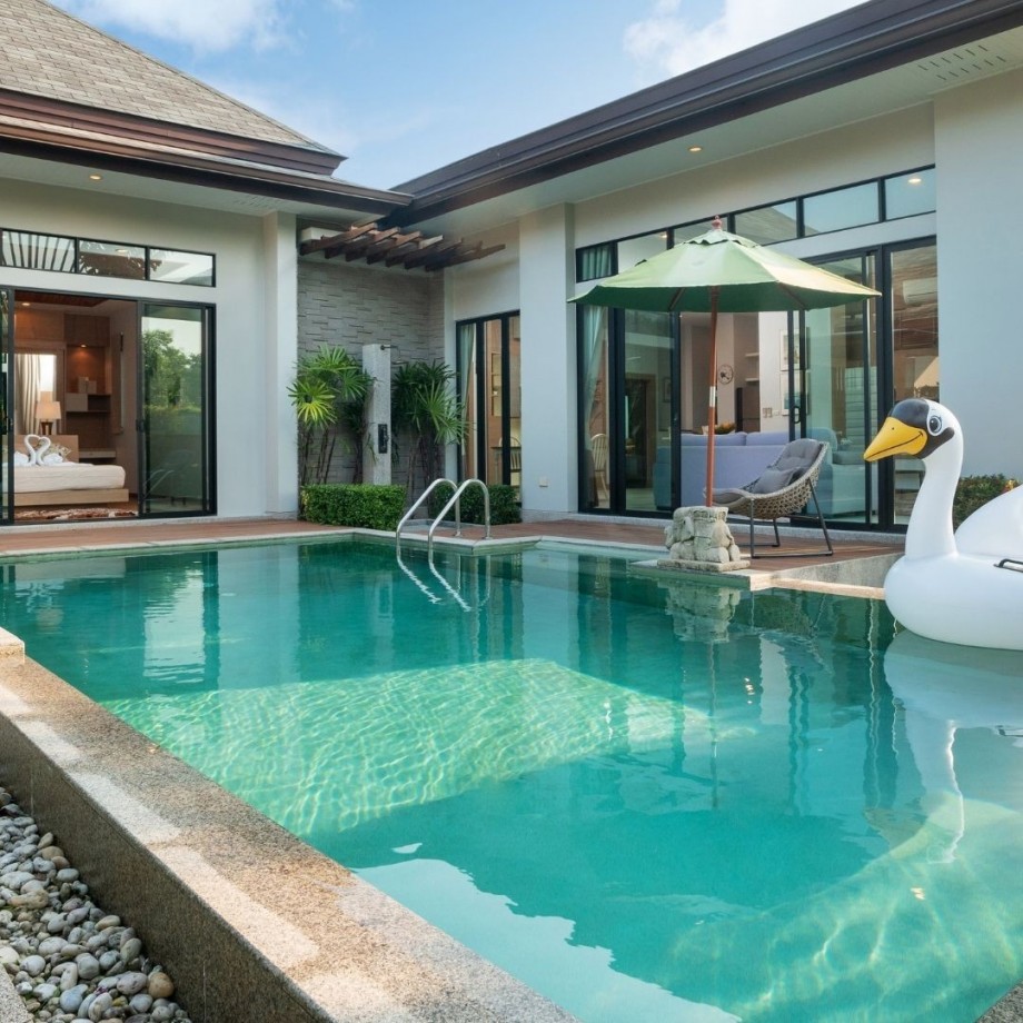 Villas with a pool