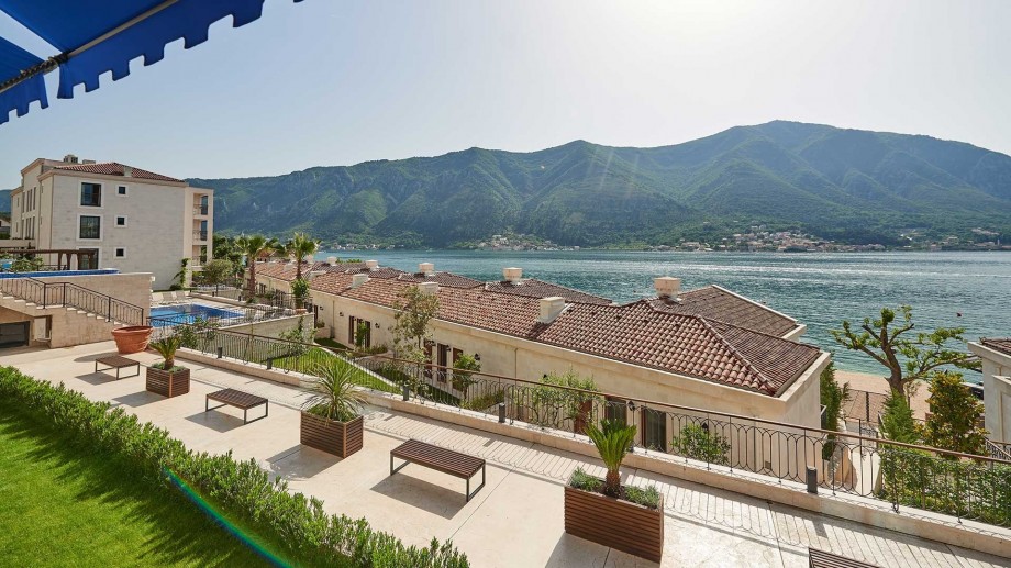 Villa Sea Whisperer Glacia Suite