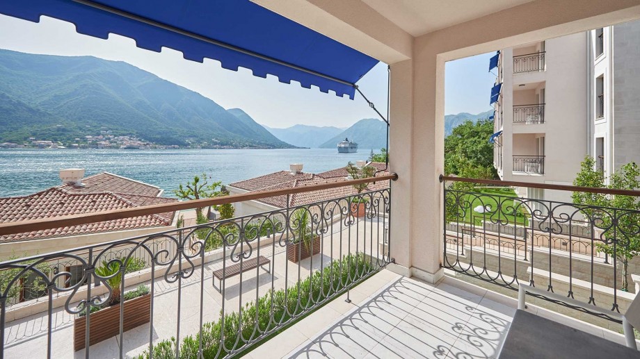 Villa Sea Whisperer Glacia Suite