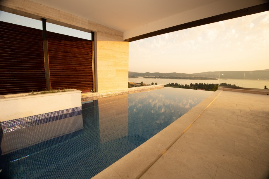 Swimming pool in Villa Joy, in Montenegro