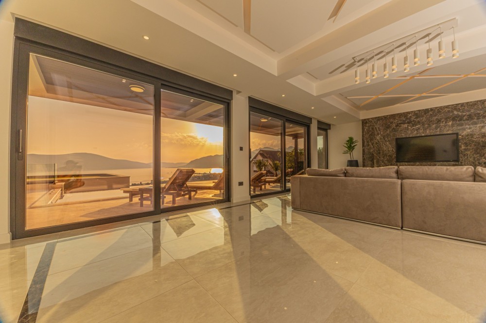 Luxury Modern Villa Euphoria with Pool and Five Bedrooms