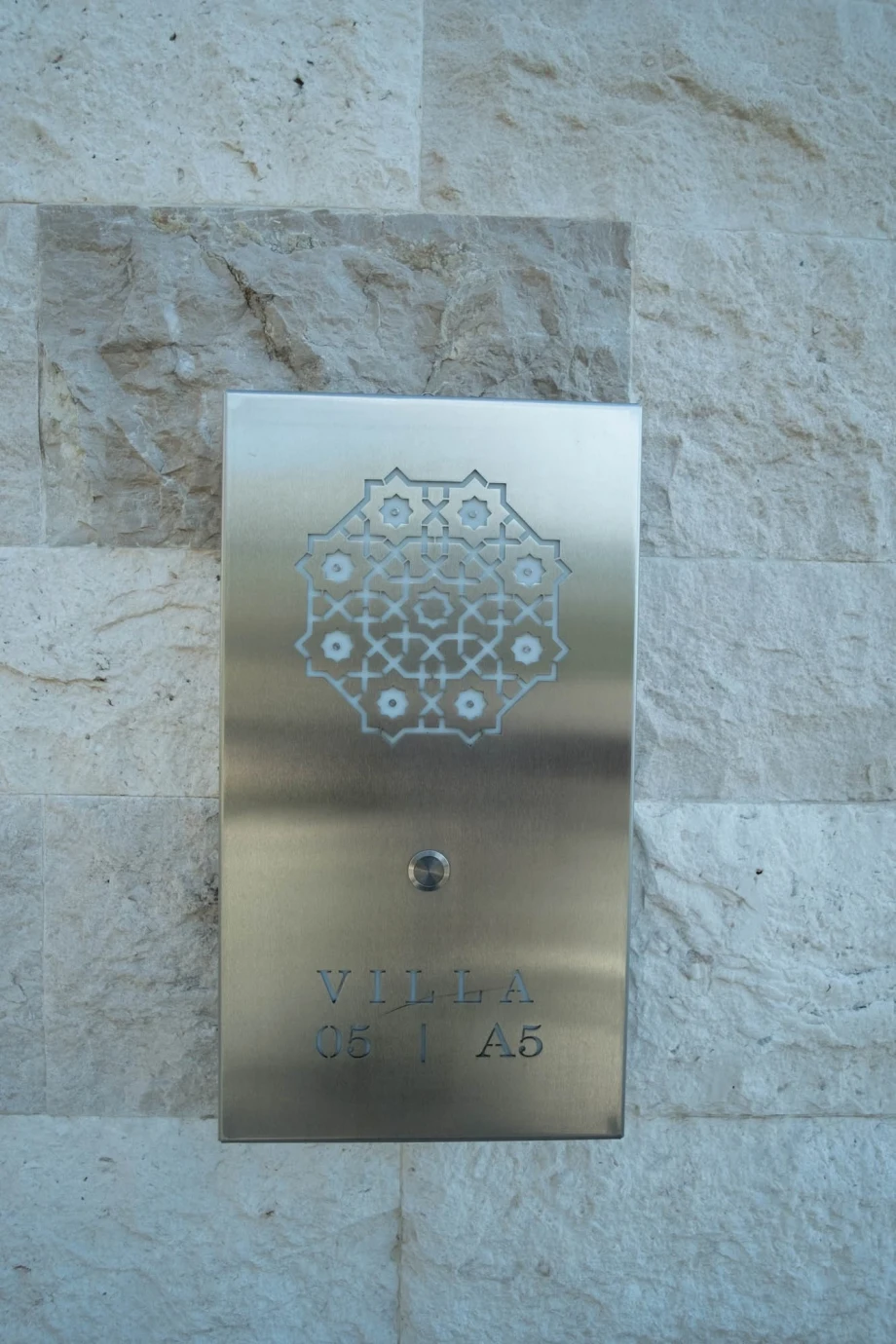 Dukley logo in its penthouse