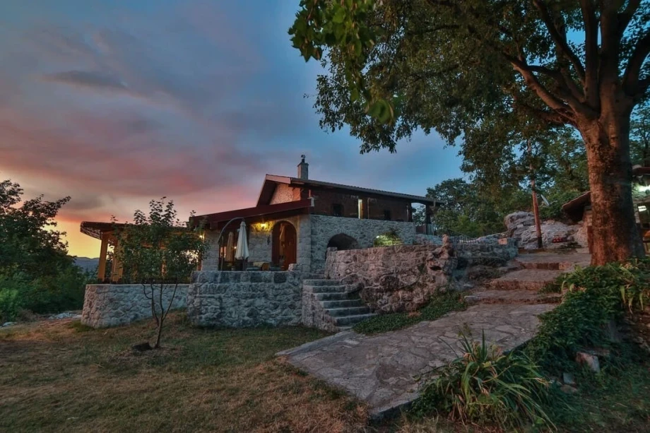 Charming stone villa near Cetinje