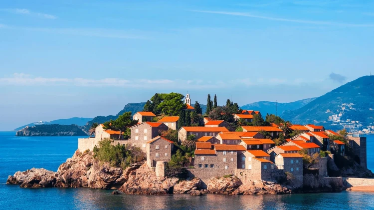 Sveti Stefan'daki villalar