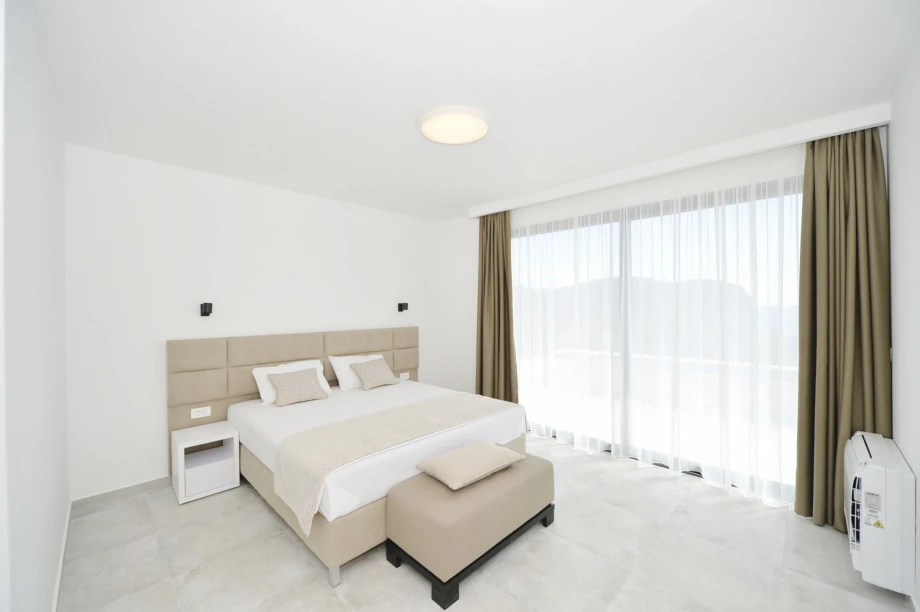 Bedroom for 2 at Starfish Retreat Villa
