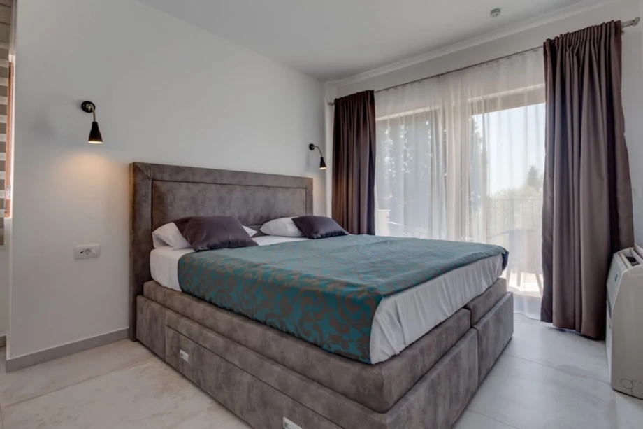 Cozy bedroom for 3 person