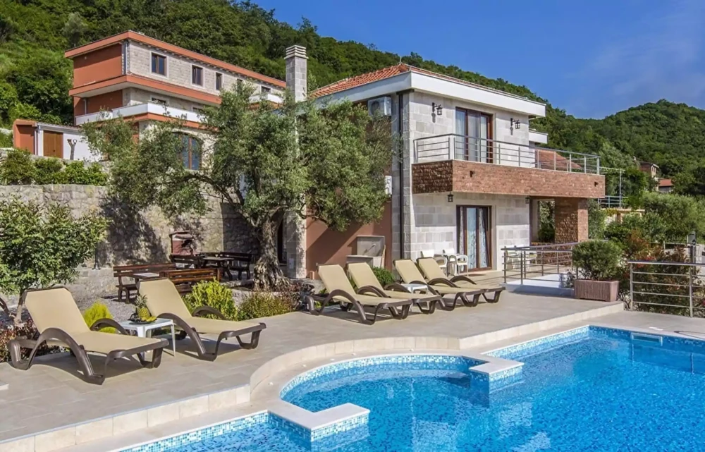 Montenegro Dreaming Villa in Budva