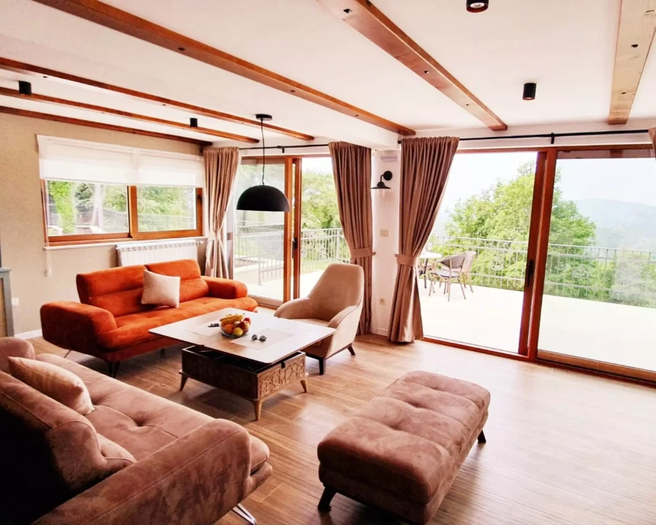 Bright Living Room with Inviting Atmosphere