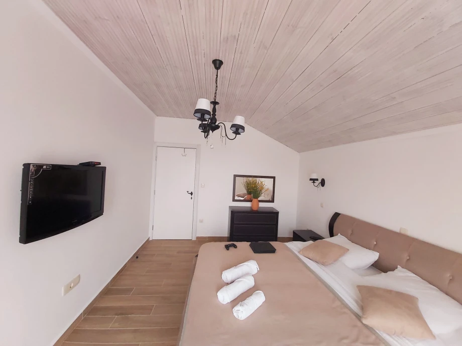 Spacious Room with Comfortable Interiors