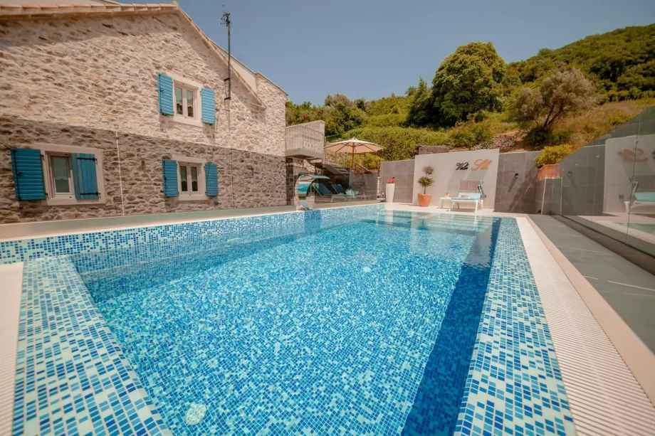 Luxury villa with pool