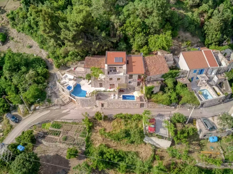 Luxury villas for rent in Budva