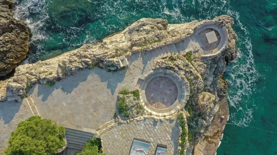 Private Villa in Montenegro Overlooking Amazing Scenic Views and Natural Beauty