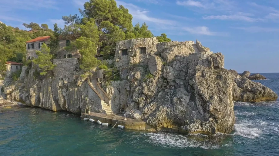 Spacious Montenegro Villa Listed Among Large Rentals Holiday Homes with Panoramic Views