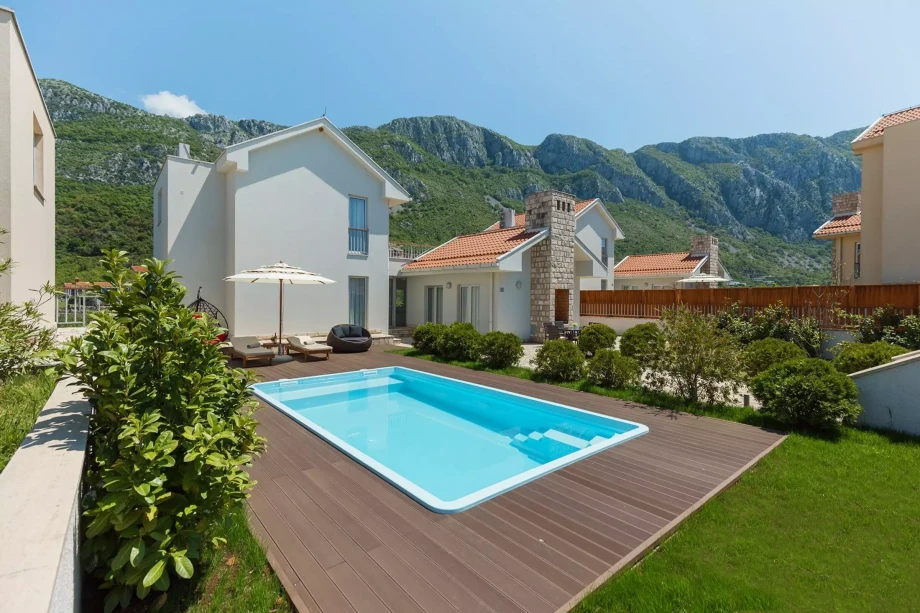 Villa with Pool and Spacious Outdoor Terrace for Relaxation