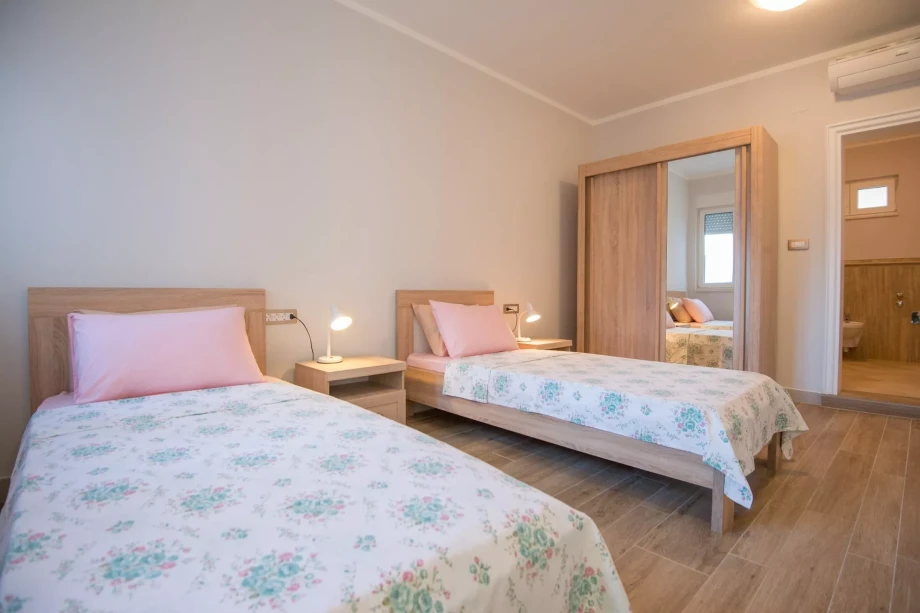 Spacious twin bedroom