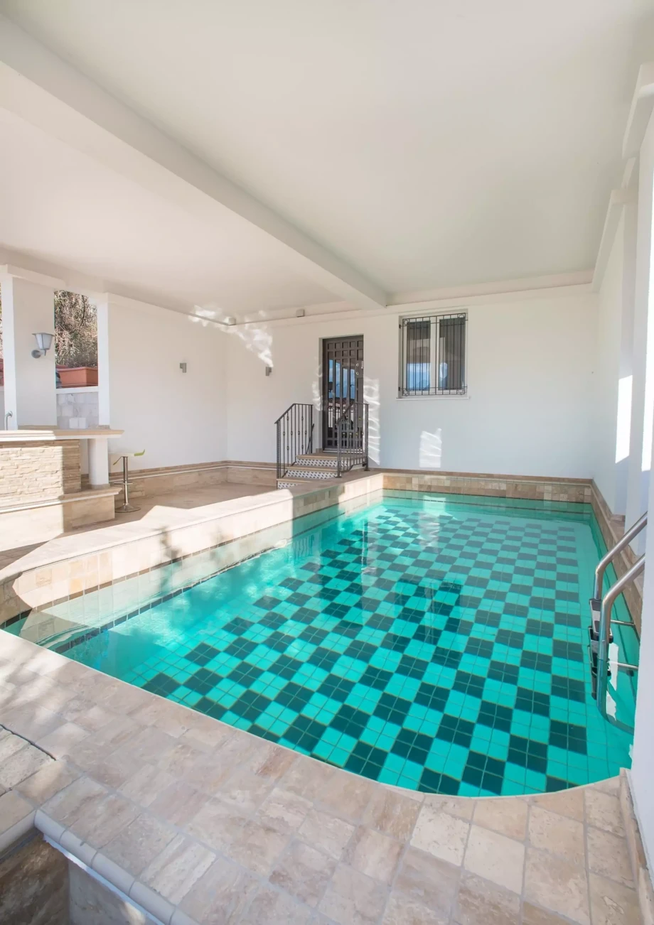 Private outdoor pool