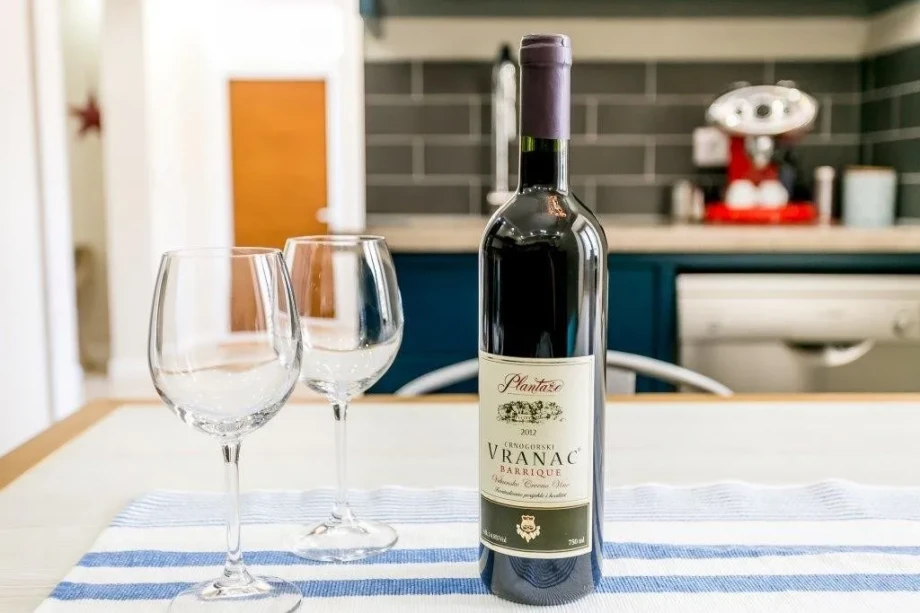 A bottle of wine, a crowning experience of every stay in a Montenegro villa