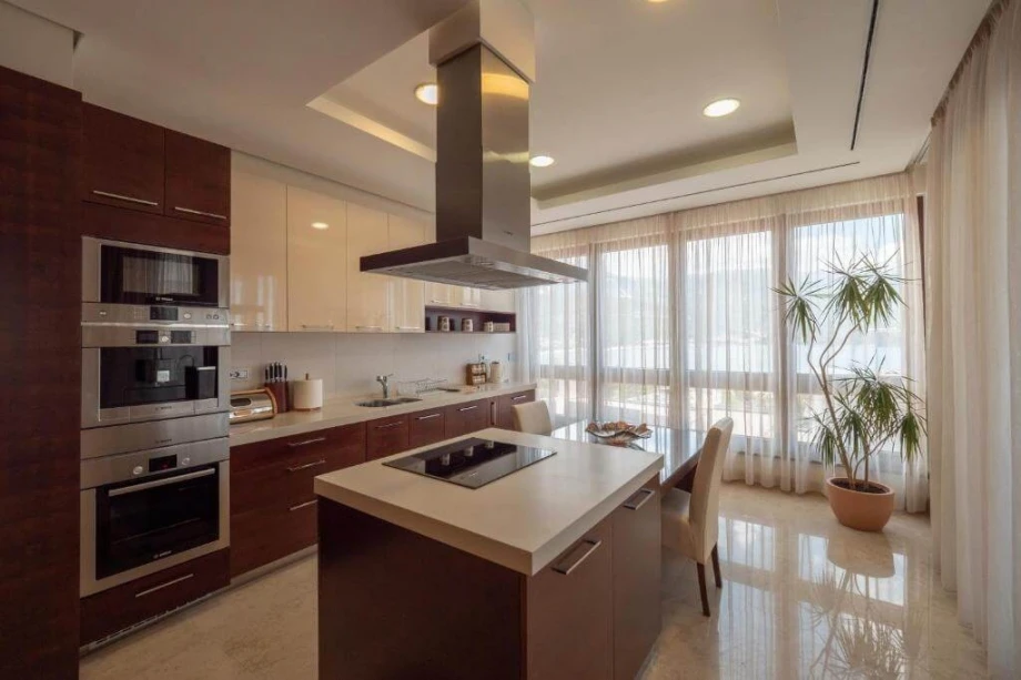 Luxuriously furnished kitchen with all the necessary appliances in Alexandar Suites in Budva