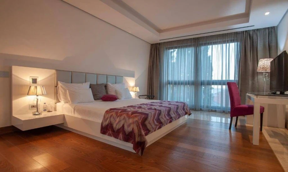 Beautifully furnished bedroom for two - Old Town of Budva, Montenegro