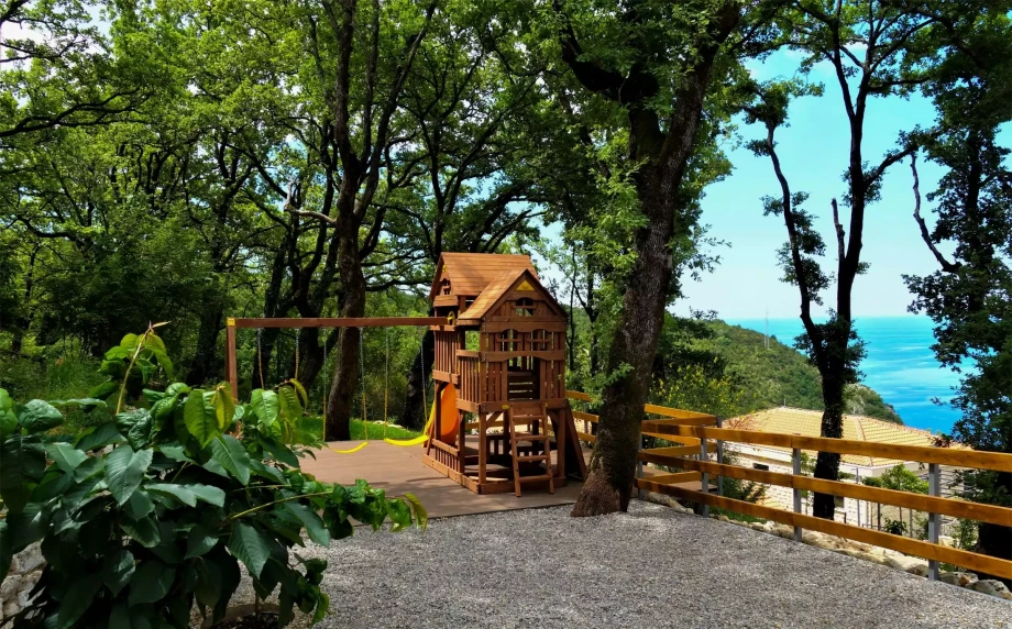 Outside area for kids in Villa Reef Tree in Budva