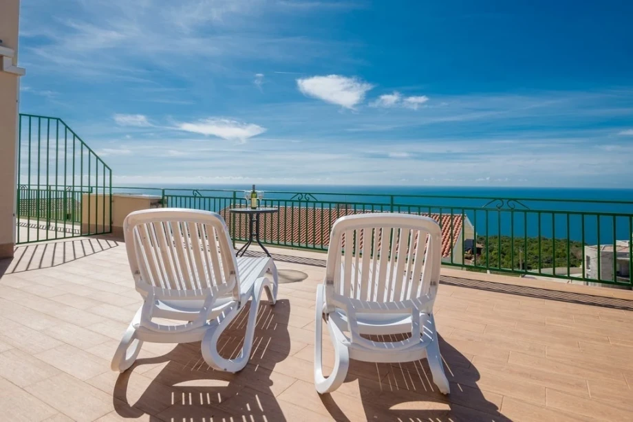 A sunny terrace in Budva with a magical view