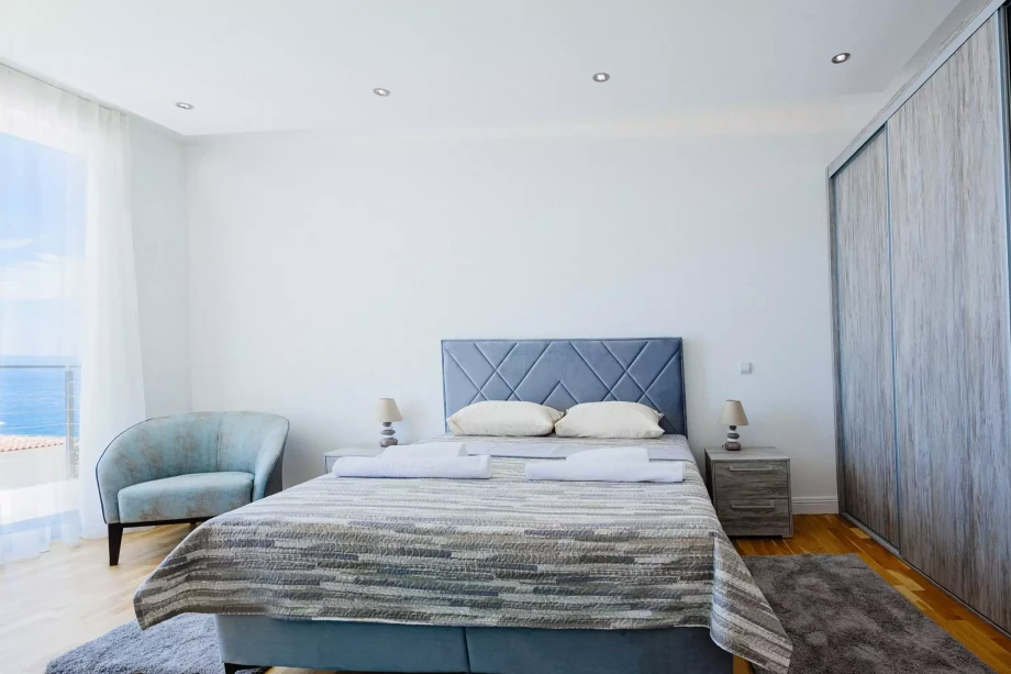 Relaxing villa bedroom in Budva with seaview