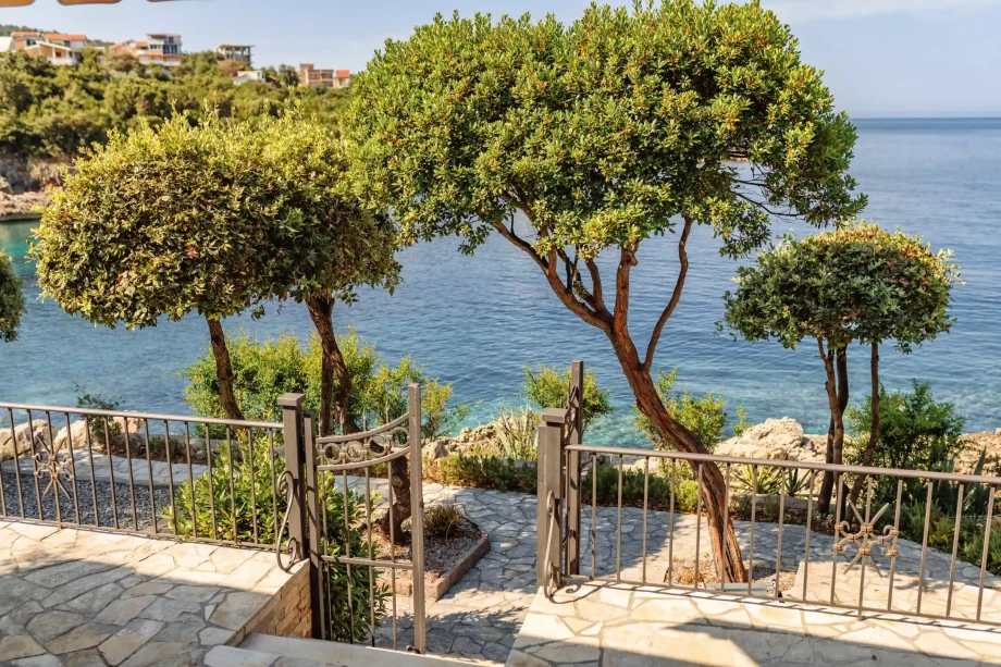 Gate entrance to Blue Heights Bar villa in Montenegro