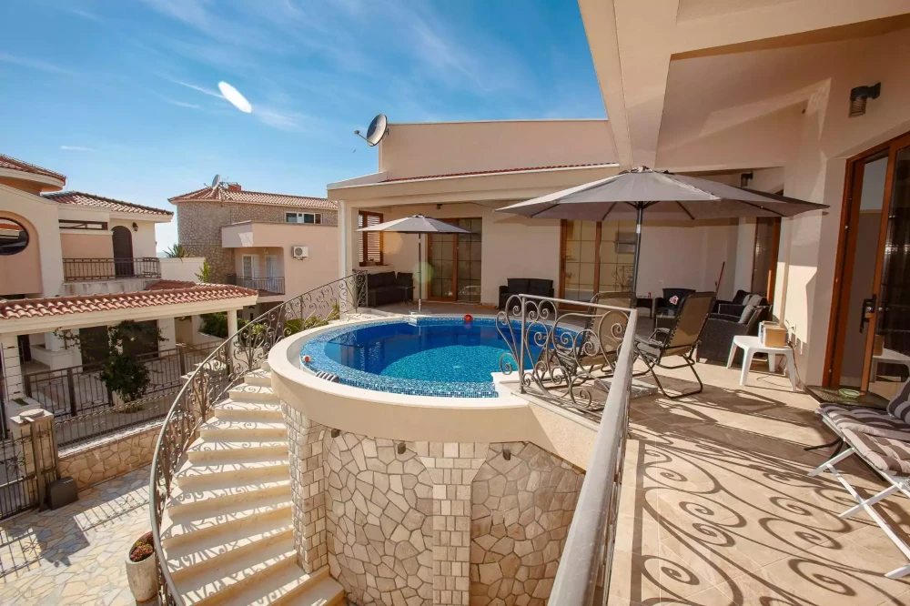 Vanilla Meringue Villa with Pool in Bar, Montenegro