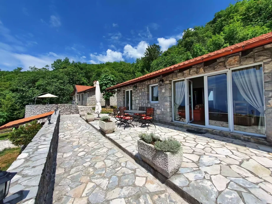 Patio of Luxury Villa Hansel surrounded by greenery