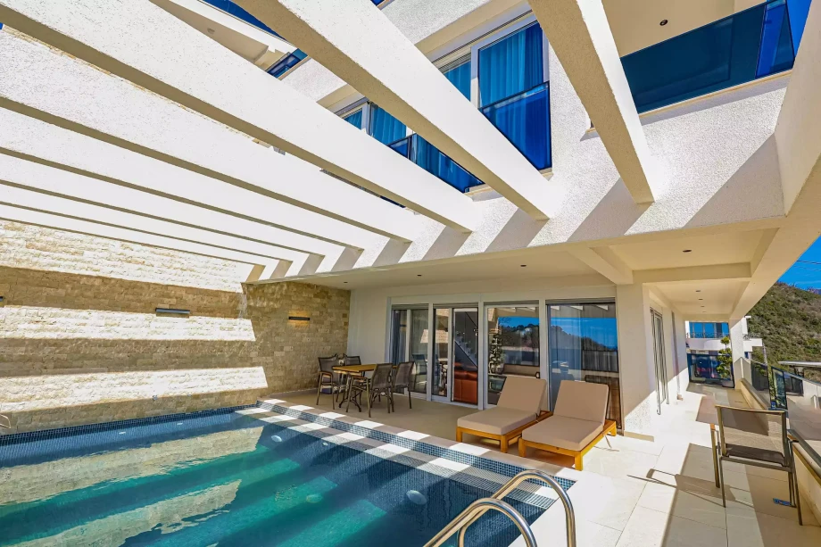 Villa in Bar with Pool