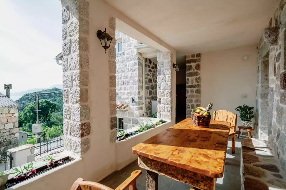 Wonderful Terrace with Scenic Views