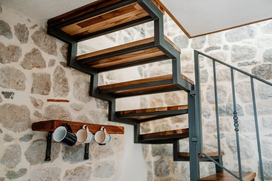 Rustic details in villa Piccolo Mondo