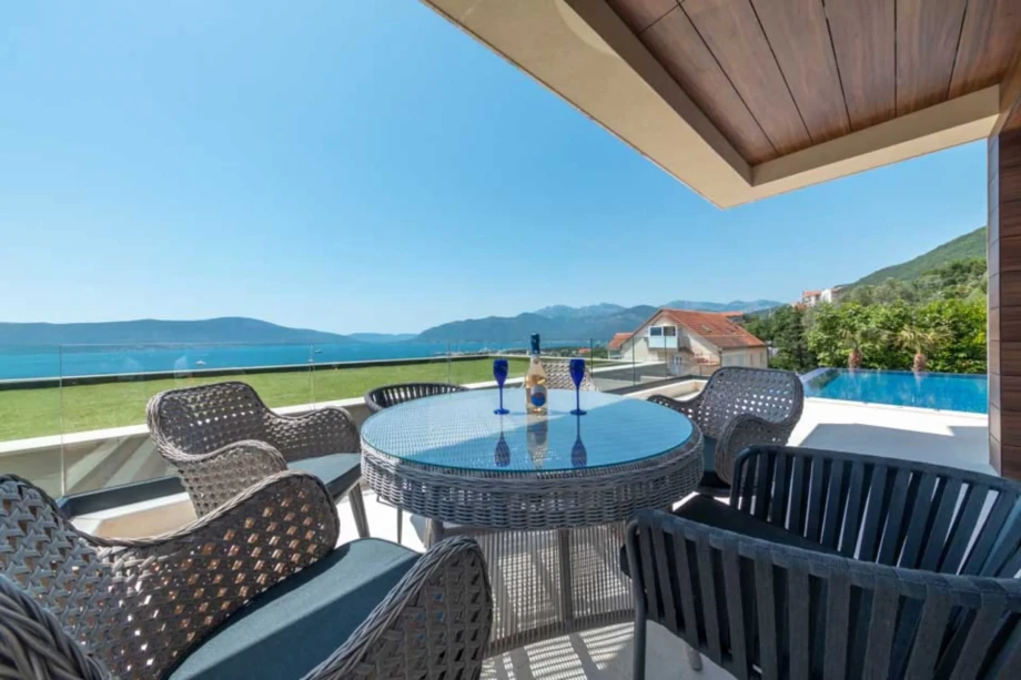 Outdoor area with view