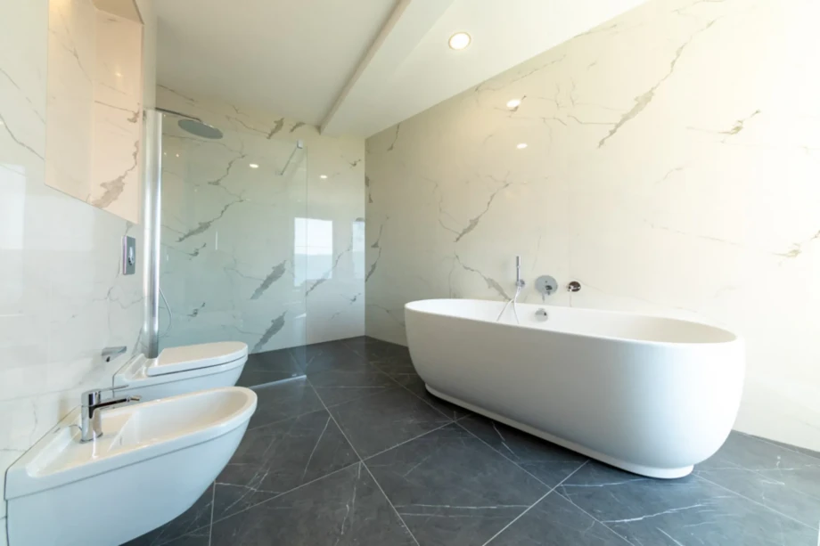 Large bathroom