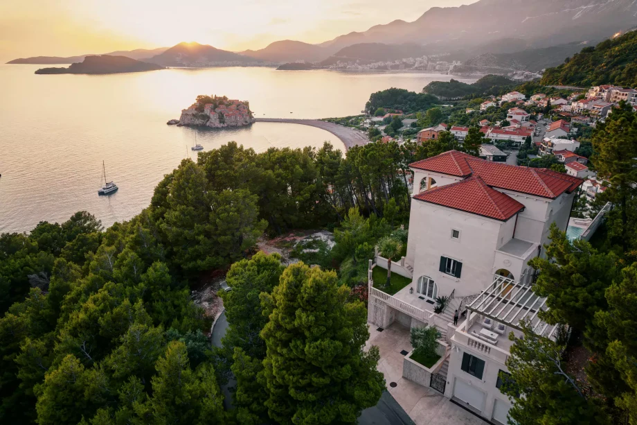Montenegro villa with private pool