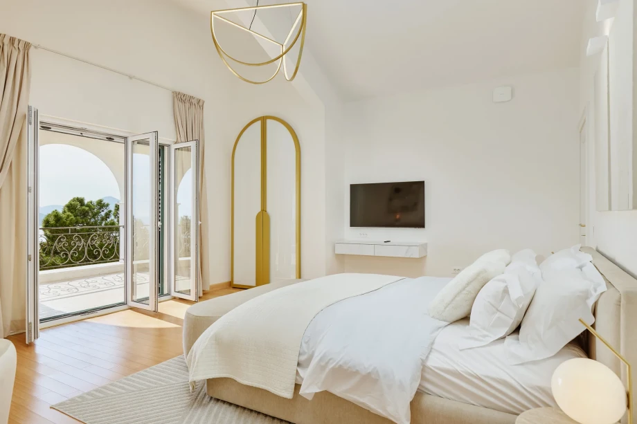 A truly magical bedroom in villa