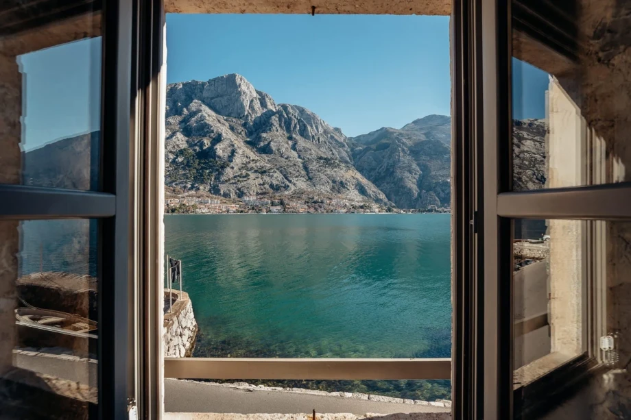 Unique villa with view of the Boka Bay