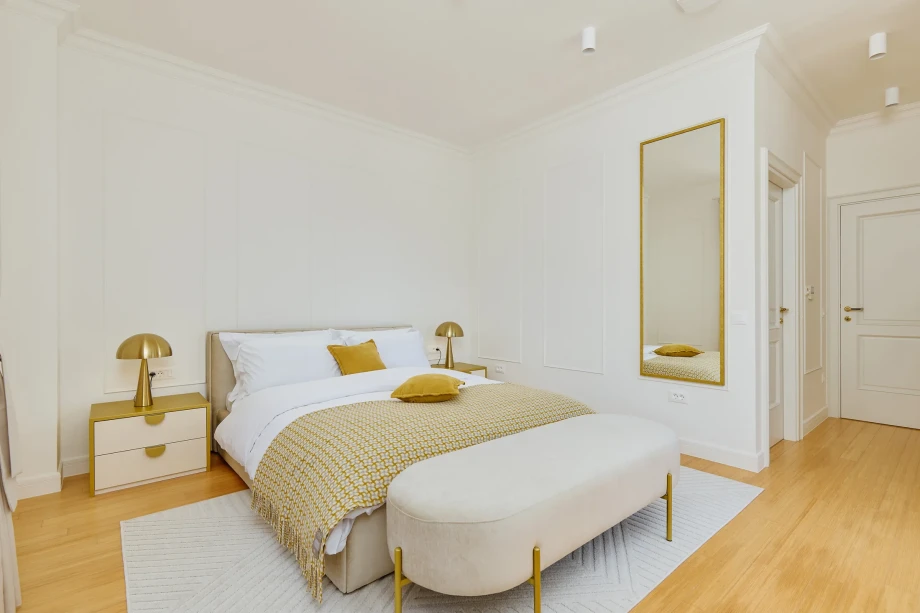 Bright and spacious bedroom for two