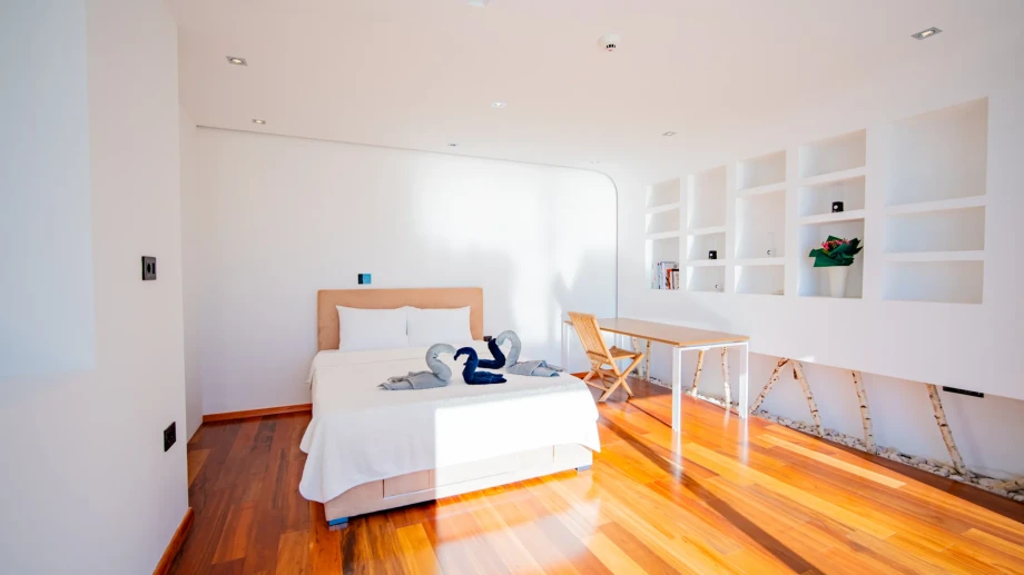 Large bedroom with king size bed