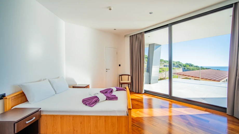 Spacious and Bright Bedroom