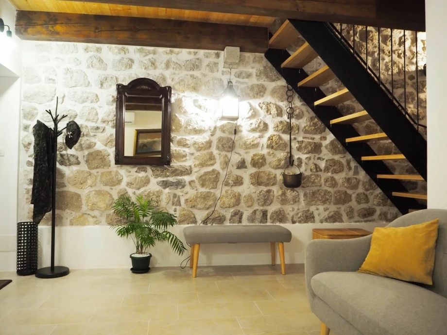 Beautiful Details in the Villa’s Elegant Living Space