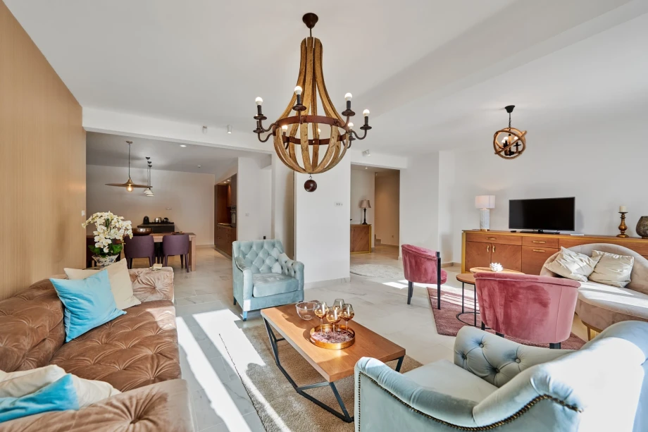 Double Room with Enchanting Decoration and Elegant Touches