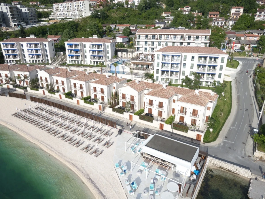 Stunning Villa Located Right by the Sea